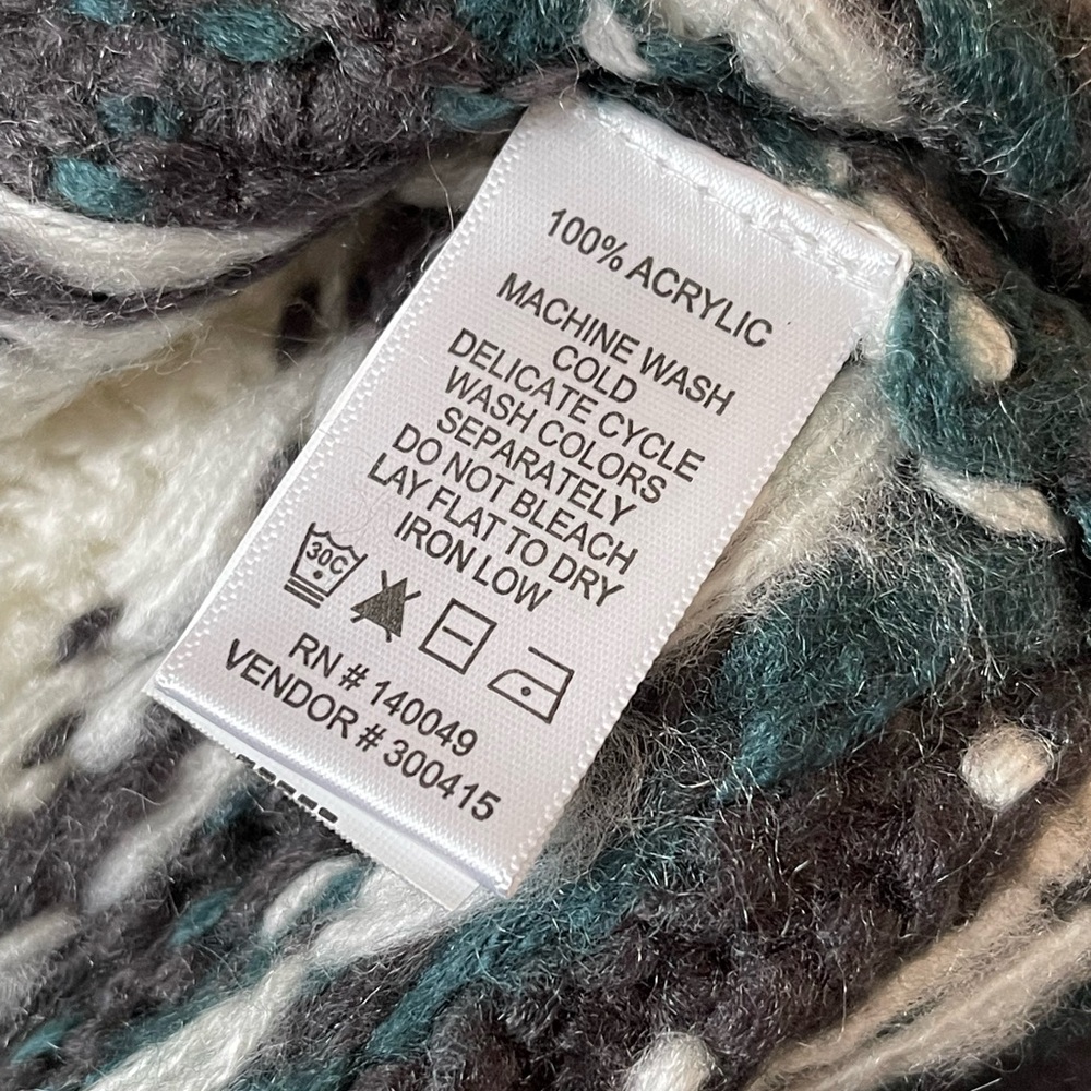 Women's Gray Teal Patterned Sweater - Picture 5 of 5